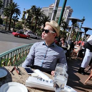 Meet your Posher, Rayhall